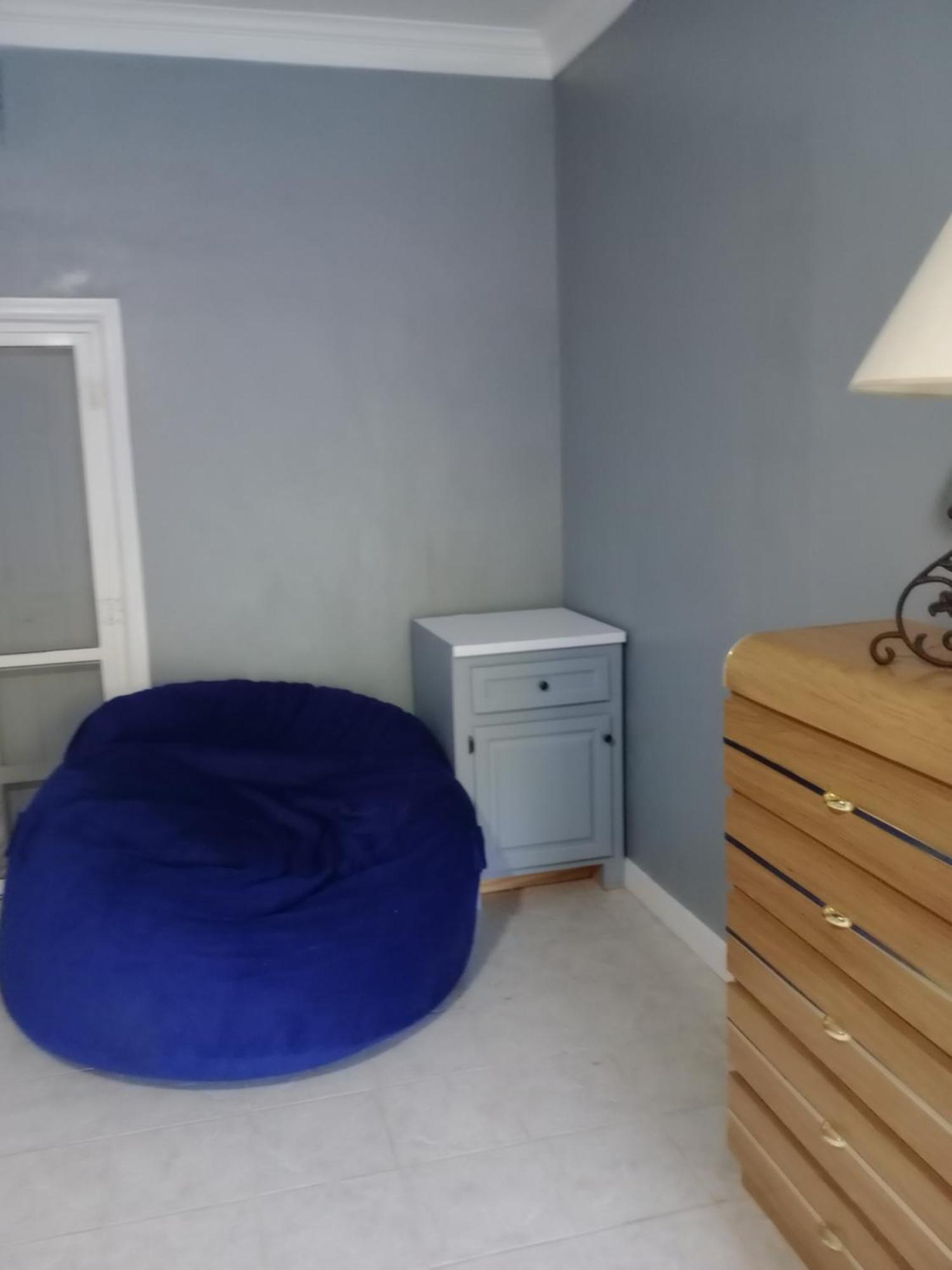 Surfers Manor Motel Gregory Town Екстер'єр фото